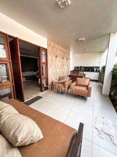 Casa reformada na Serraria