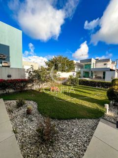 Excelente casa em condomínio fechado