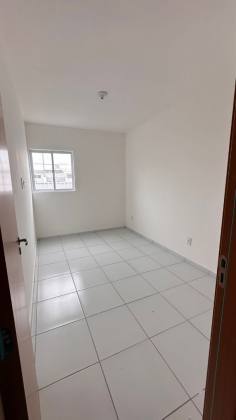 Casa a venda no portal dos bosques.