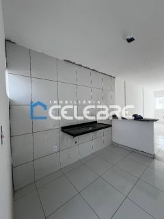 CASAS COM BECO E QUINTAL NO PORTAL DOS BOSQUES