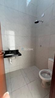 Casas com beco no Portal dos Bosques