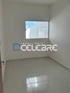 Casa com beco à venda