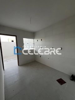 Casa com 2 quartos e suíte a venda