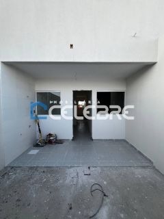 Casa com 2 quartos e suíte a venda