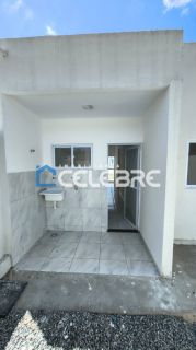 Casa com dois quartos no Portal dos Bosques