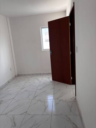 Casa com 2/4 e suite - portal dos bosques