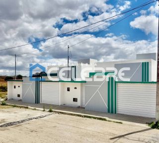 Casa para vender com 2 quartos sendo uma suíte na Vila Maria da Luz em Campina Grande