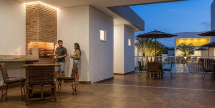 Apartamentos de 3 e 2 quartos no Catolé com suíte e varanda
