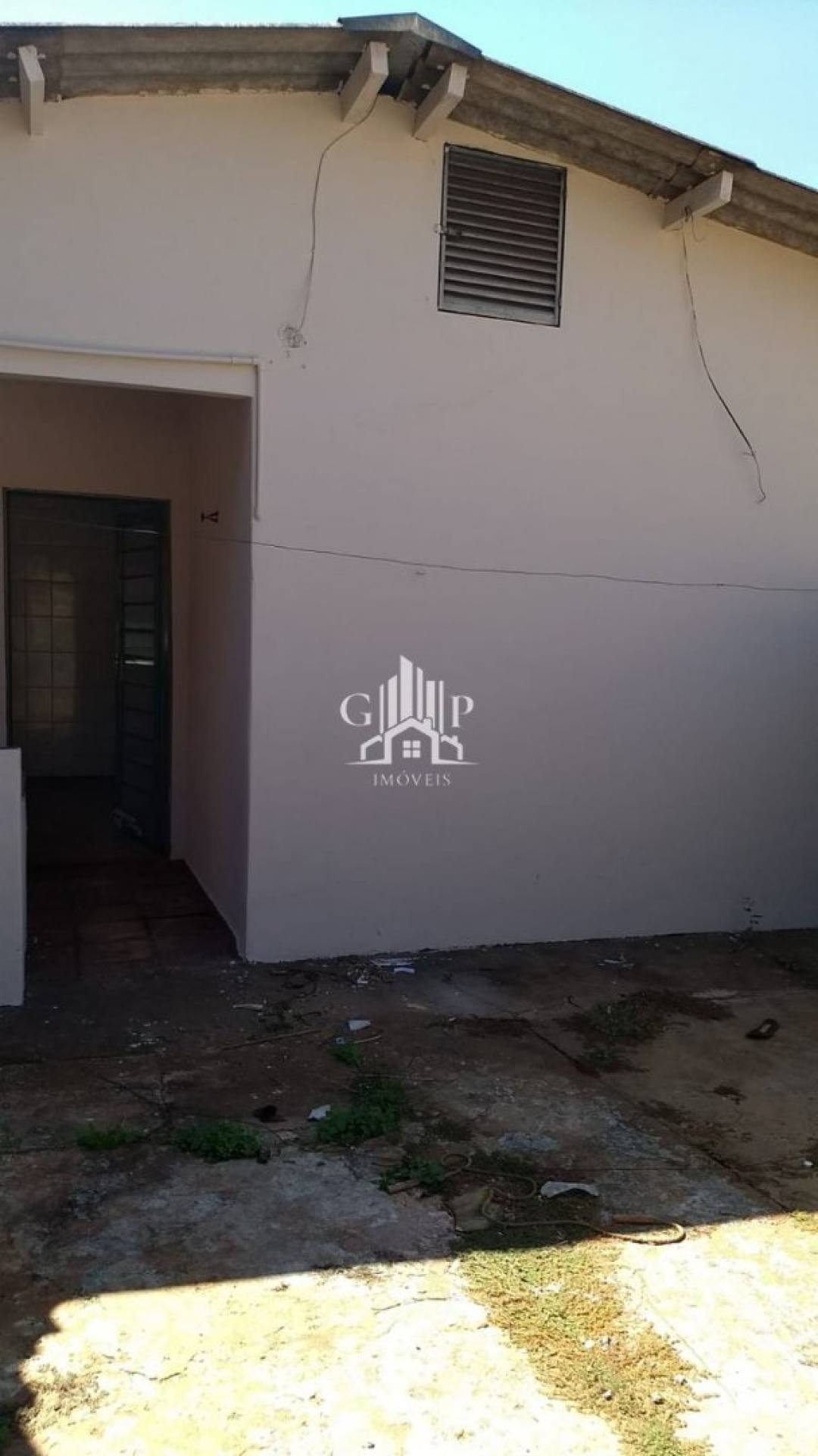 Casa para venda com 3 quartos e ótima localização no Bairro Santa Maria