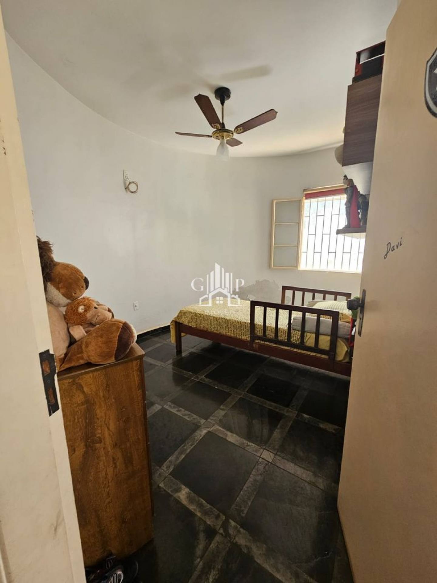Casa Para Alugar com 4 quartos 2 suítes no bairro Estados Unidos em Uberaba