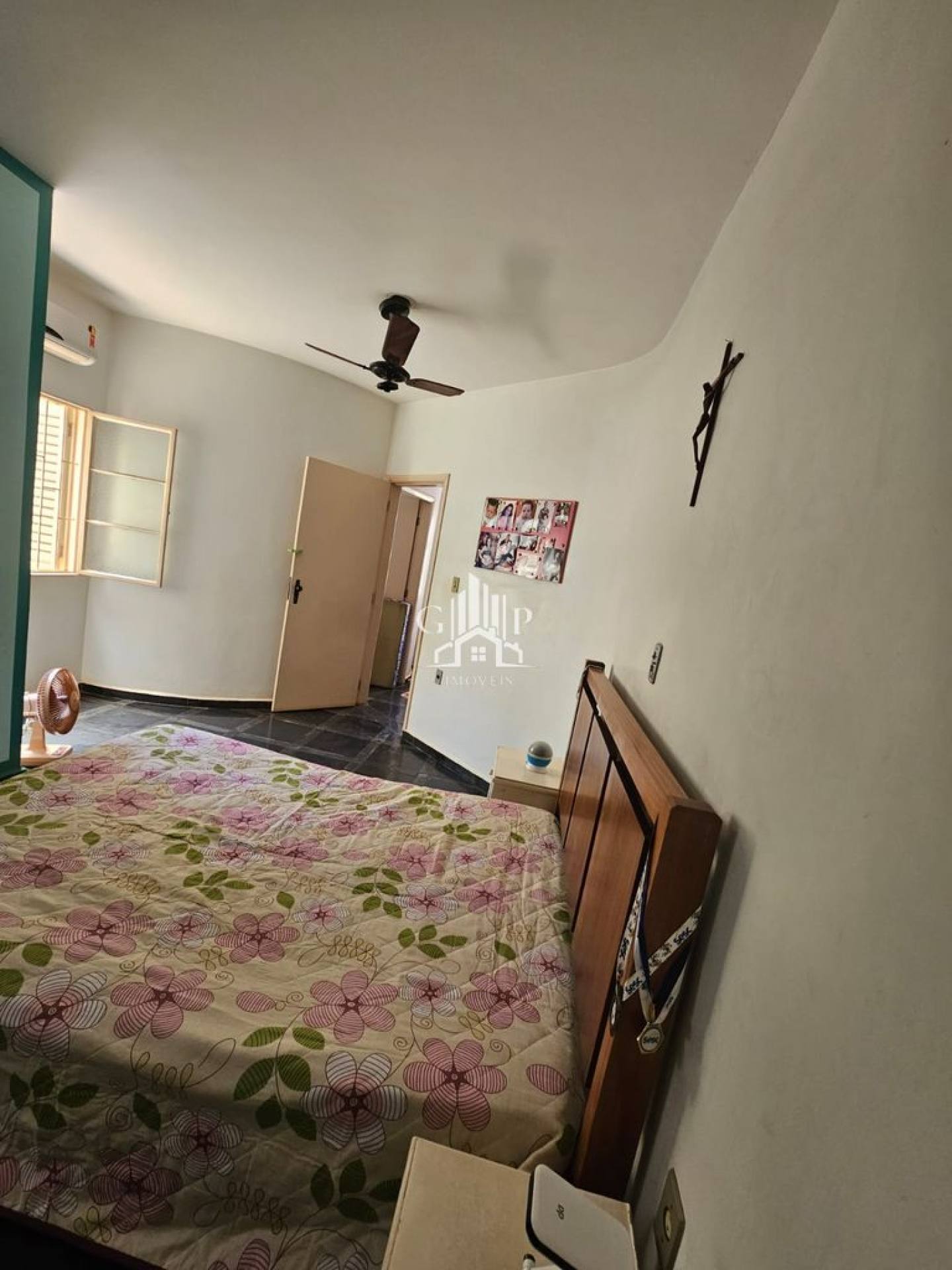Casa Para Alugar com 4 quartos 2 suítes no bairro Estados Unidos em Uberaba