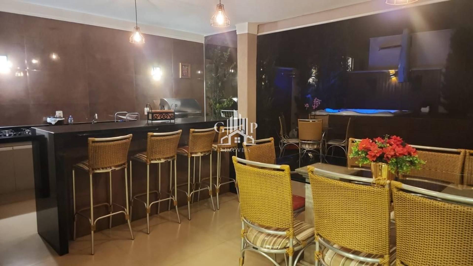 Casa com 4 suítes para locação no Condomínio Flamboyant