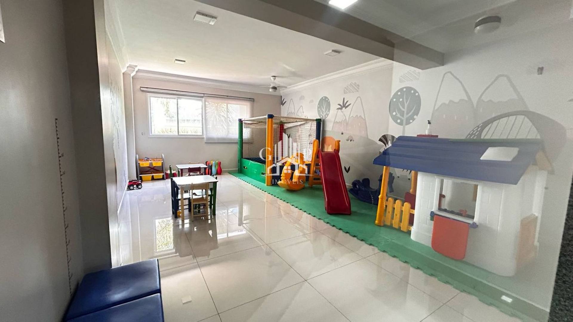 Apartamento para venda no Ed. Ilhas do Sol no bairro Santa Maria