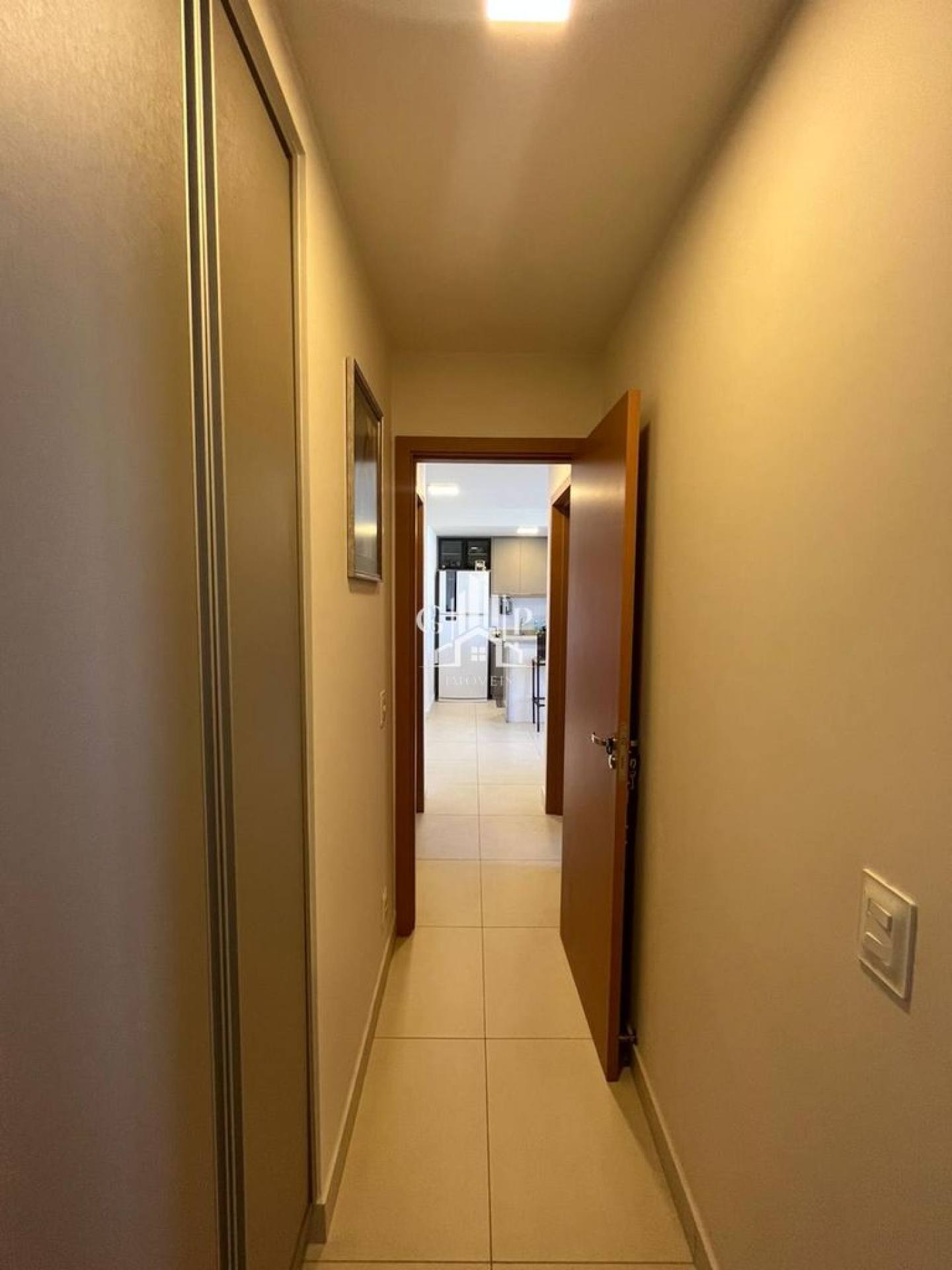 Apartamento no Residencial Bellagio com 2 quartos sendo 1 suíte.
