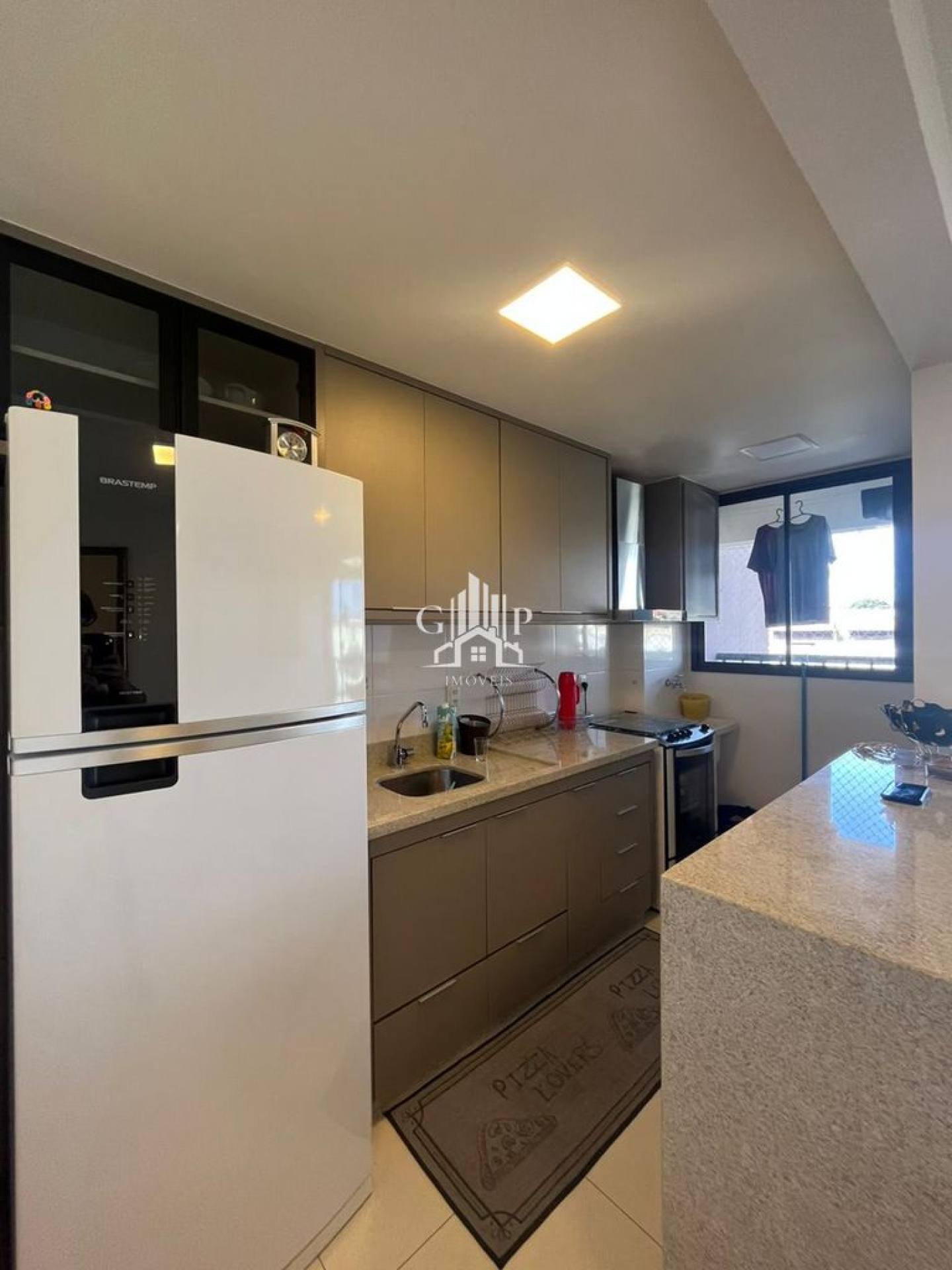 Apartamento no Residencial Bellagio com 2 quartos sendo 1 suíte.
