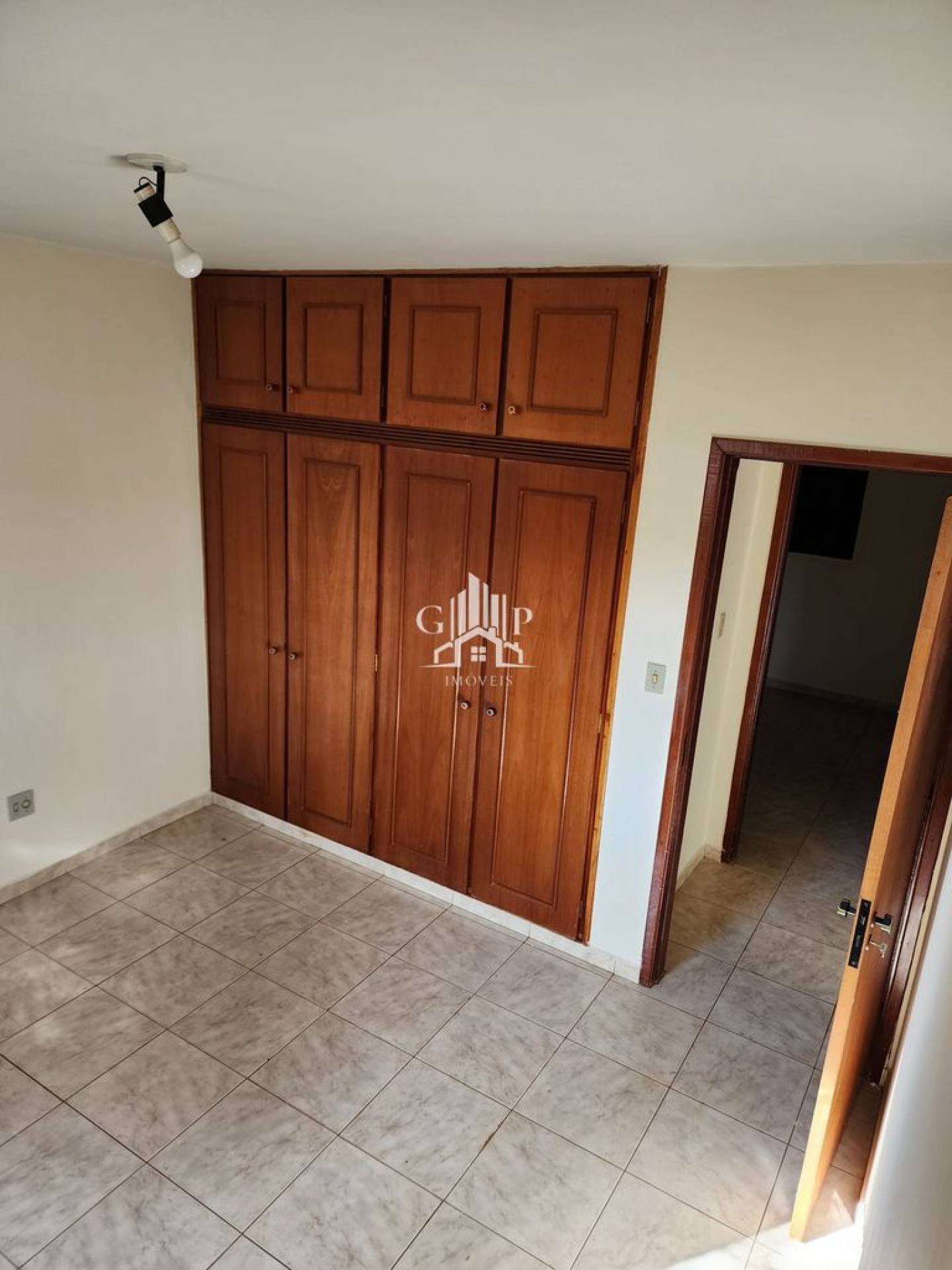 Apartamento disponível para venda no Sta Maria 1º andar com 3 quartos e 1 suíte