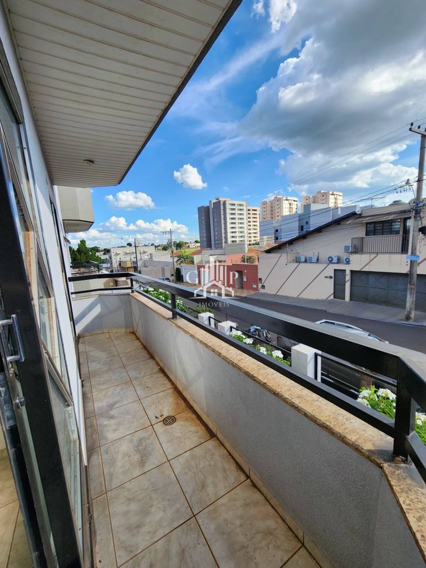 Apartamento disponível para venda no Sta Maria 1º andar com 3 quartos e 1 suíte