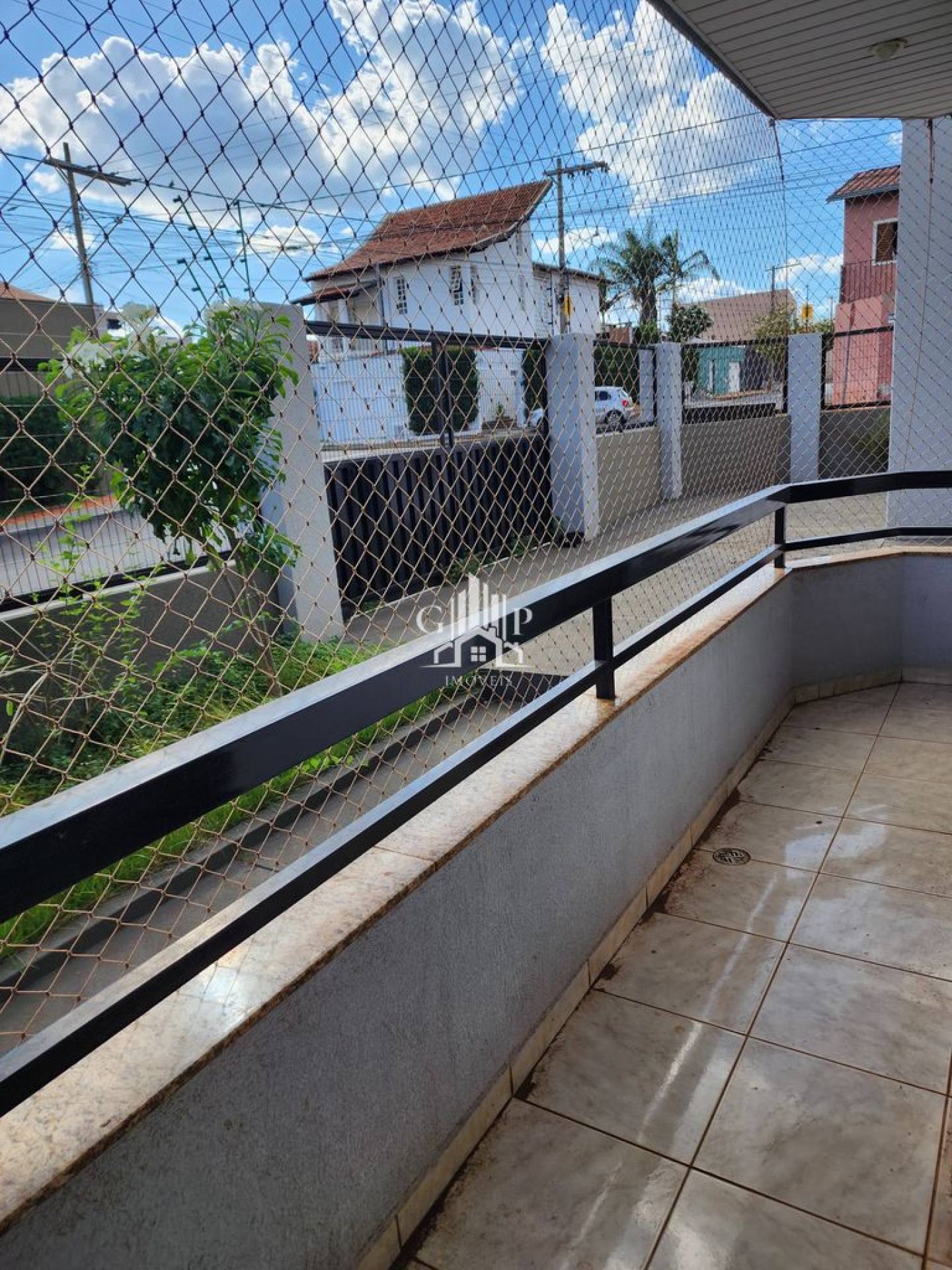 Apartamento disponível para venda no Bairro Sta Maria com 3 quartos e 1 suíte