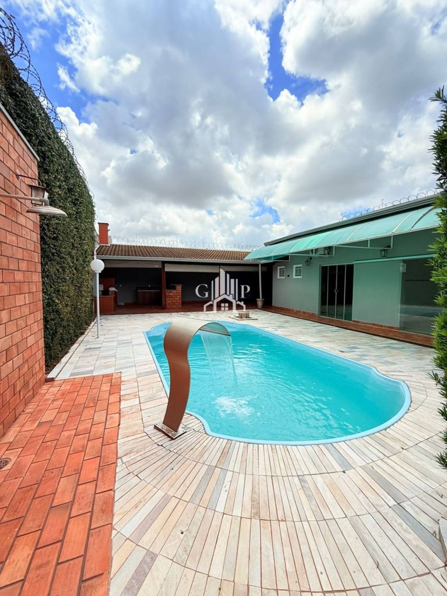 Casa a venda no Parque das Américas