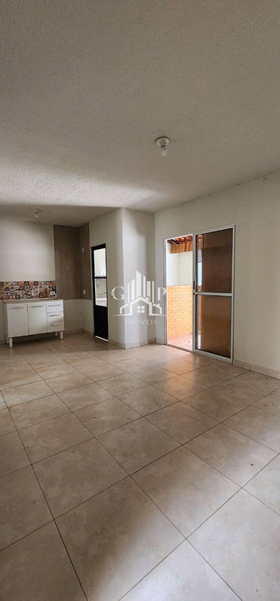 Casa de Condomínio à Venda com 2 quartos, 1 banheiros 1 vaga por R$: 285.000,00