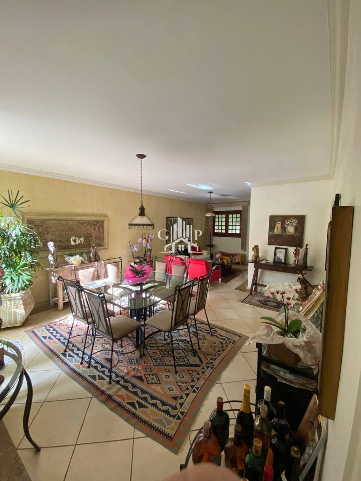 LINDA CASA A VENDA O BAIRRO JARDIM SÃO BENTO