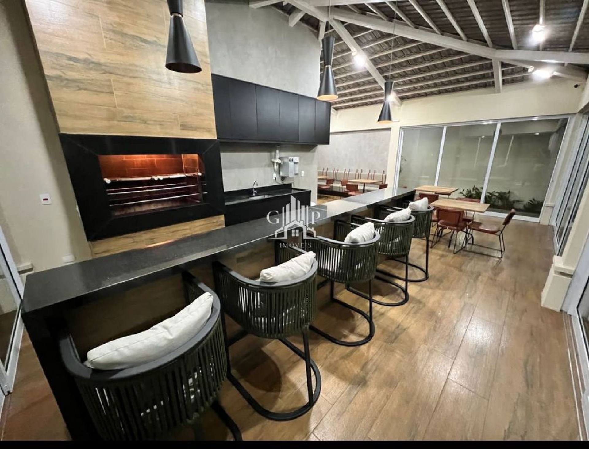 Lindo apartamento próximo ao Parque das Acácias de 02 quartos, sendo 1 suíte