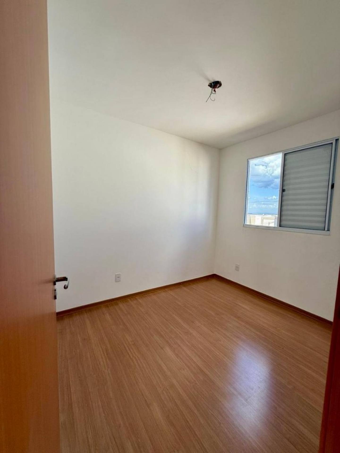 Apartamento novo, nunca habitado, com 2 quartos e 1 banheiro no bairro Recreio dos Bandeirantes