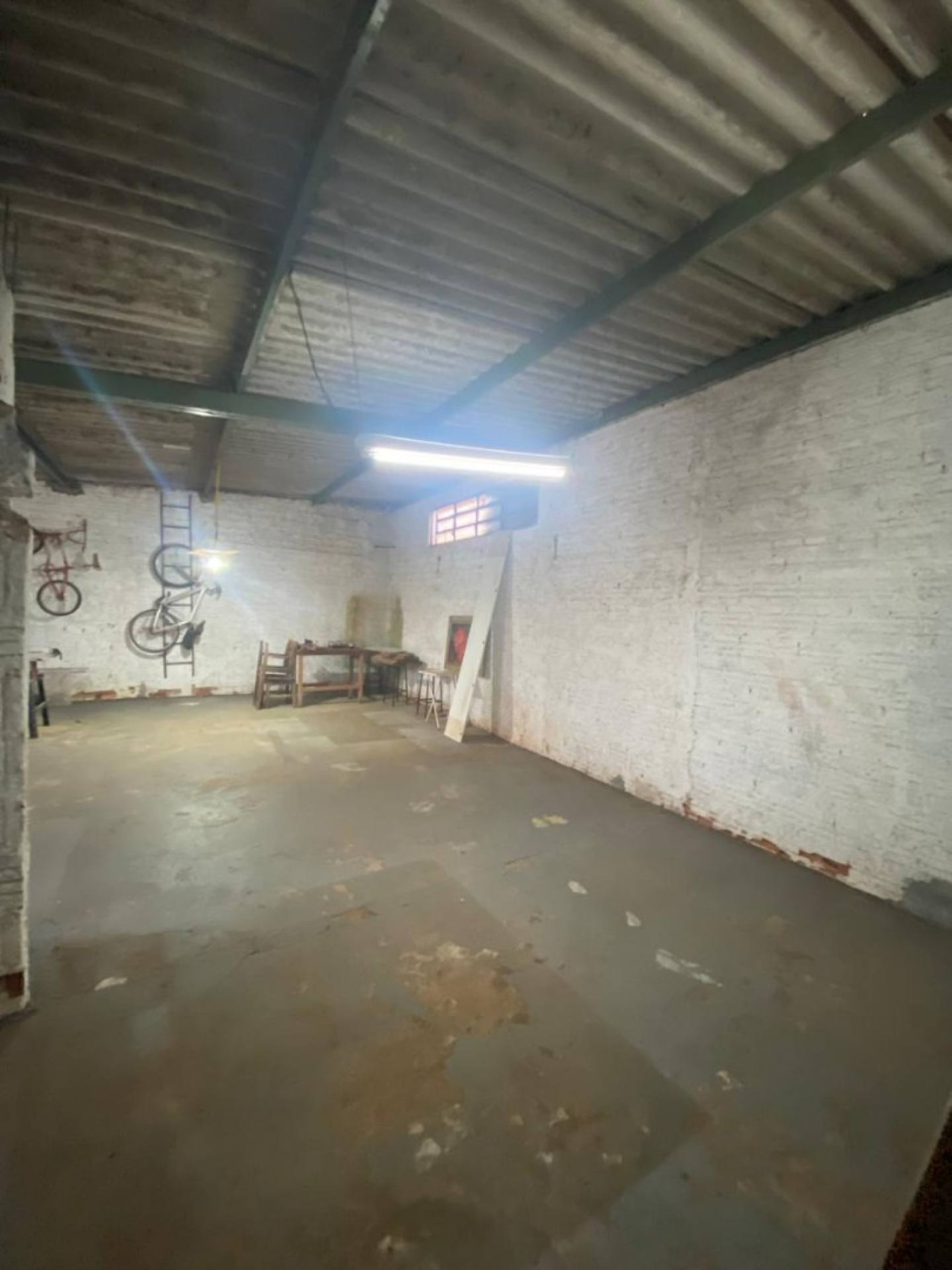 Casa para venda no bairro Fabrício com 6 quartos e 4 banheiros