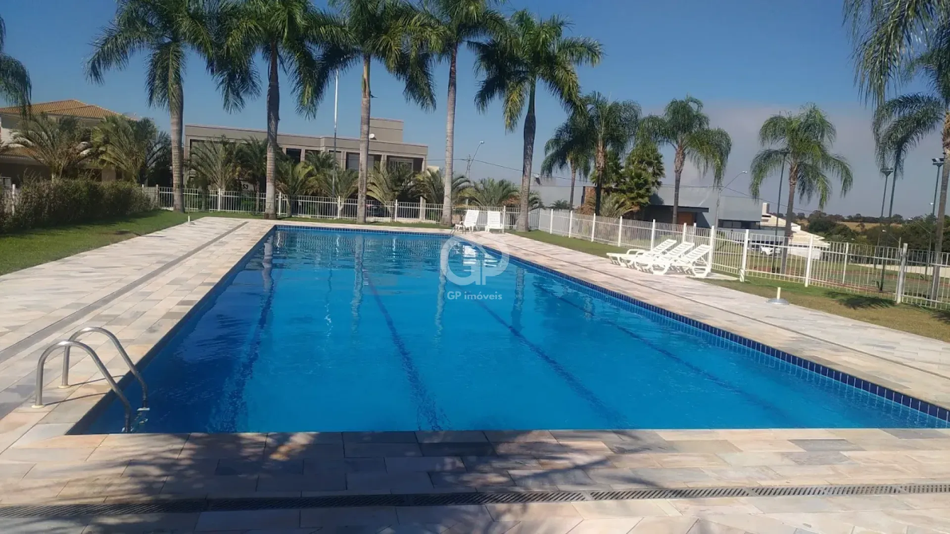 Lote no Condomínio Residencial Damha I