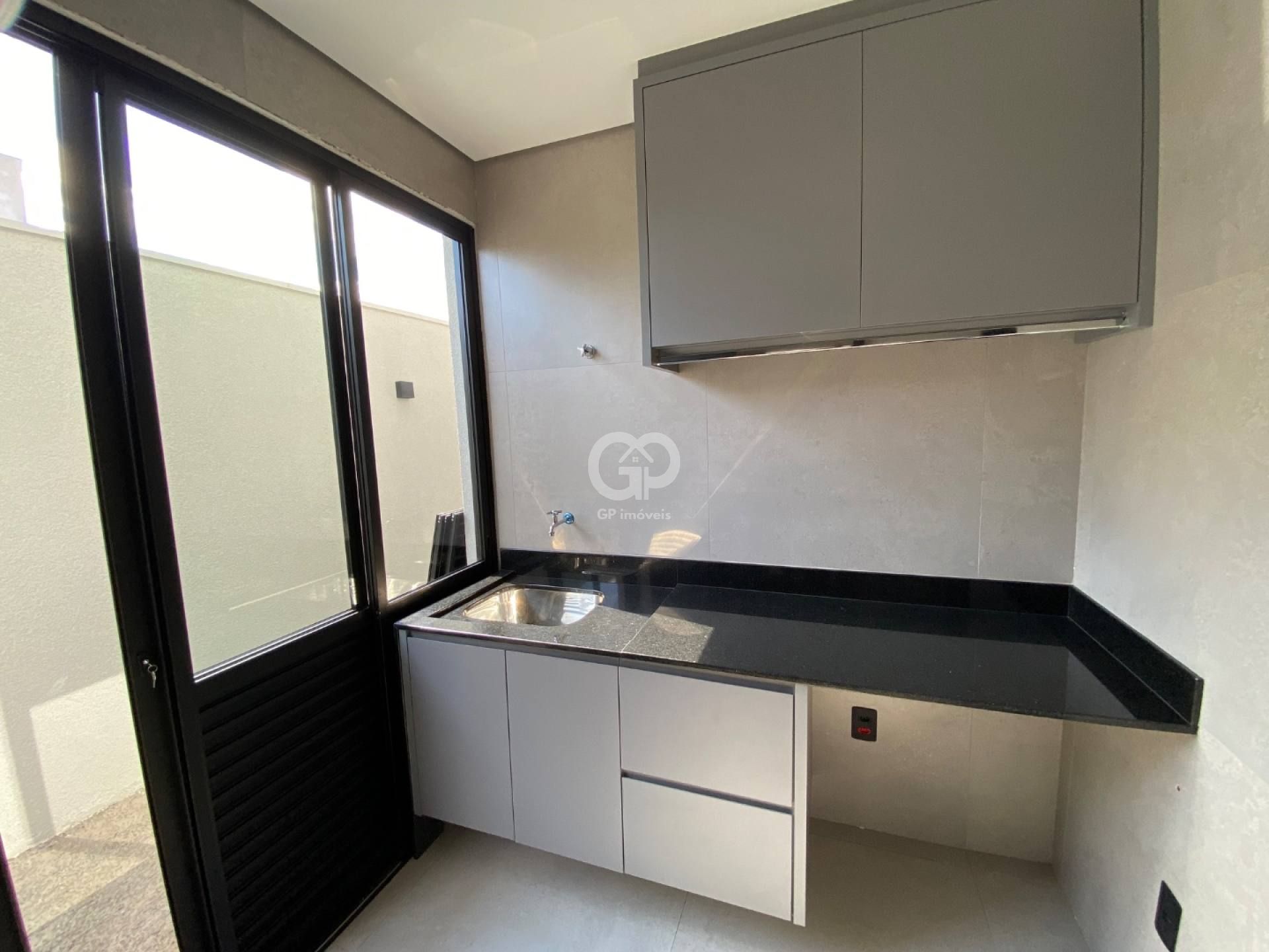 Casa de 4 suítes para locação no Damha Residencial Uberaba III