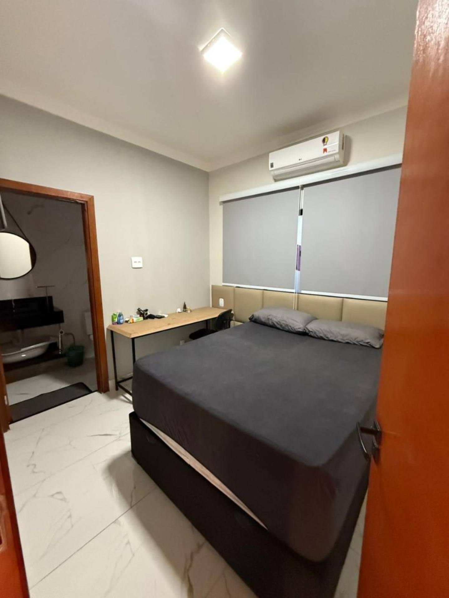 Casa Para Vender com 3 suítes no bairro Laranjeiras em Uberaba
