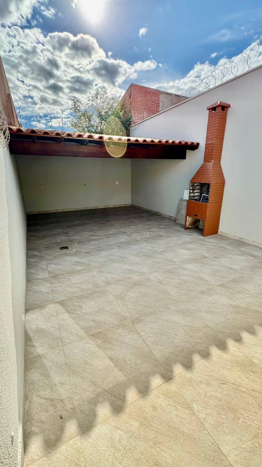 Casa Condomínio Moradas Para Vender com 3 quartos