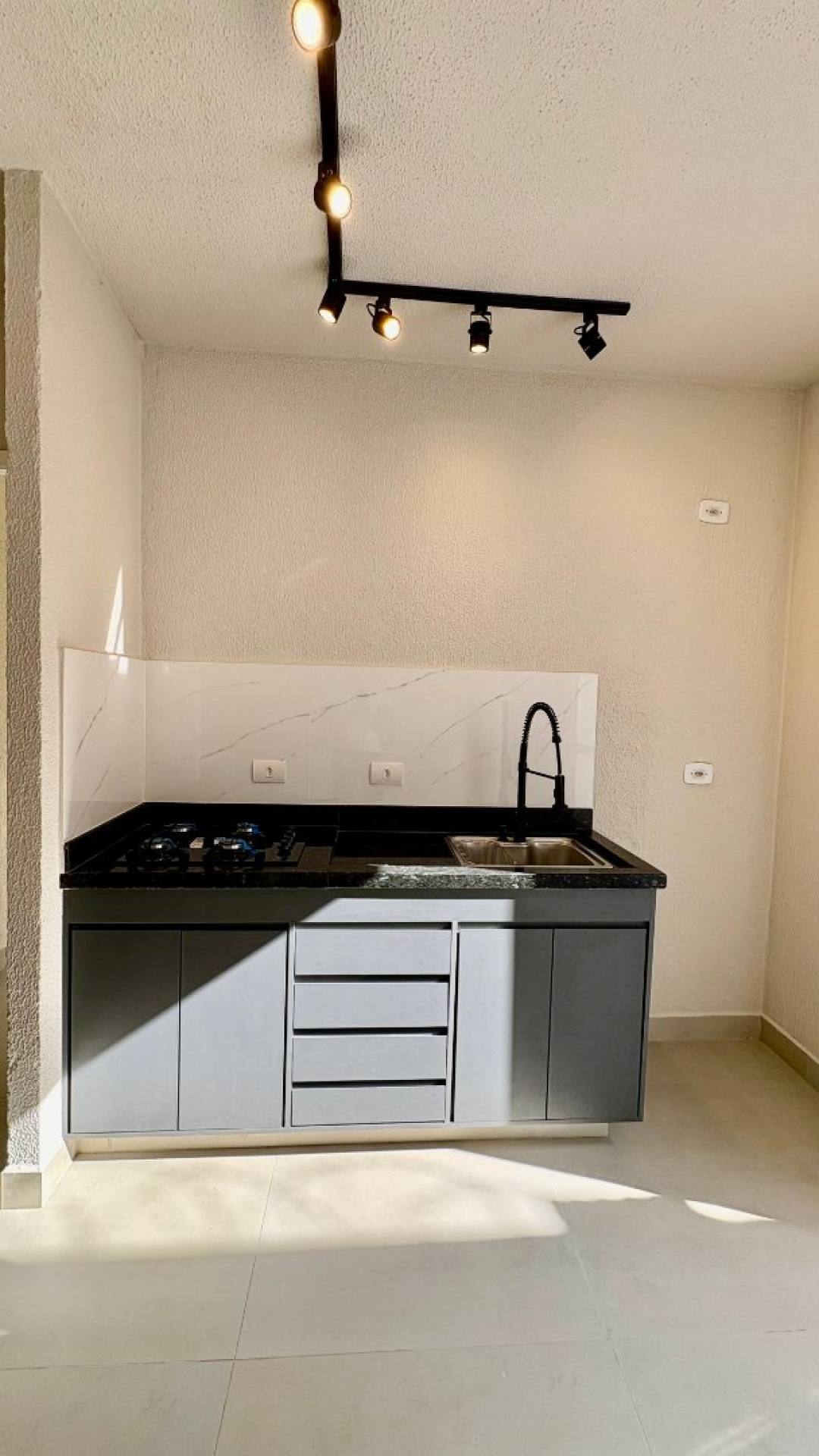 Casa Condomínio Moradas Para Vender com 3 quartos