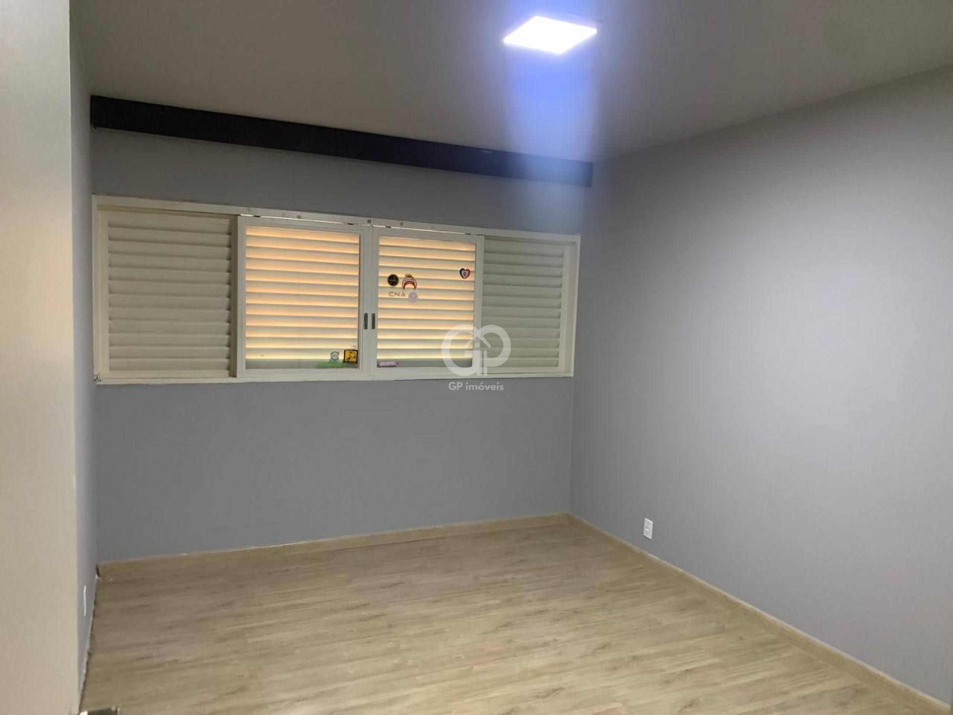 Apartamento Para Alugar com 3 quartos 2 suítes na área central de Uberaba
