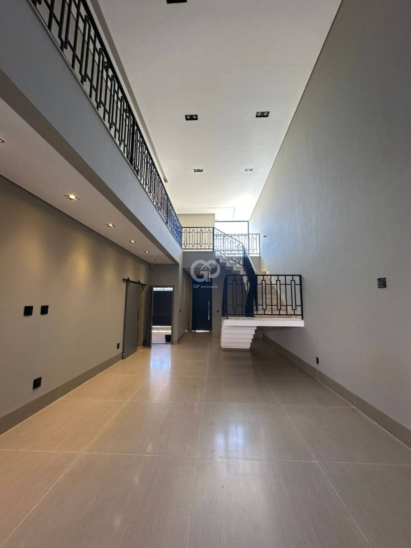 Casa Para Vender com 4 quartos 4 suítes no bairro Laranjeiras