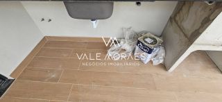Casa Térrea em Condomínio - Reserva Aruanã - Loteamento Floresta - 3 Suítes - 174m².