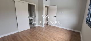 Casa - Condomínio Altos da Serra VI - Urbanova - 4 Dormitórios - 257m².