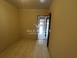 Casa Comercial e Residencial - Jardim Satélite - 3 Dormitórios - 90m².