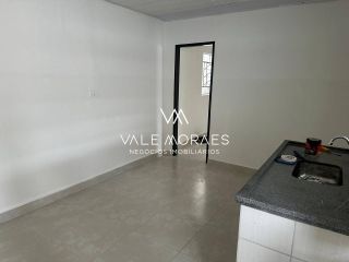 Casa Comercial e Residencial - Jardim Satélite - 3 Dormitórios - 90m².