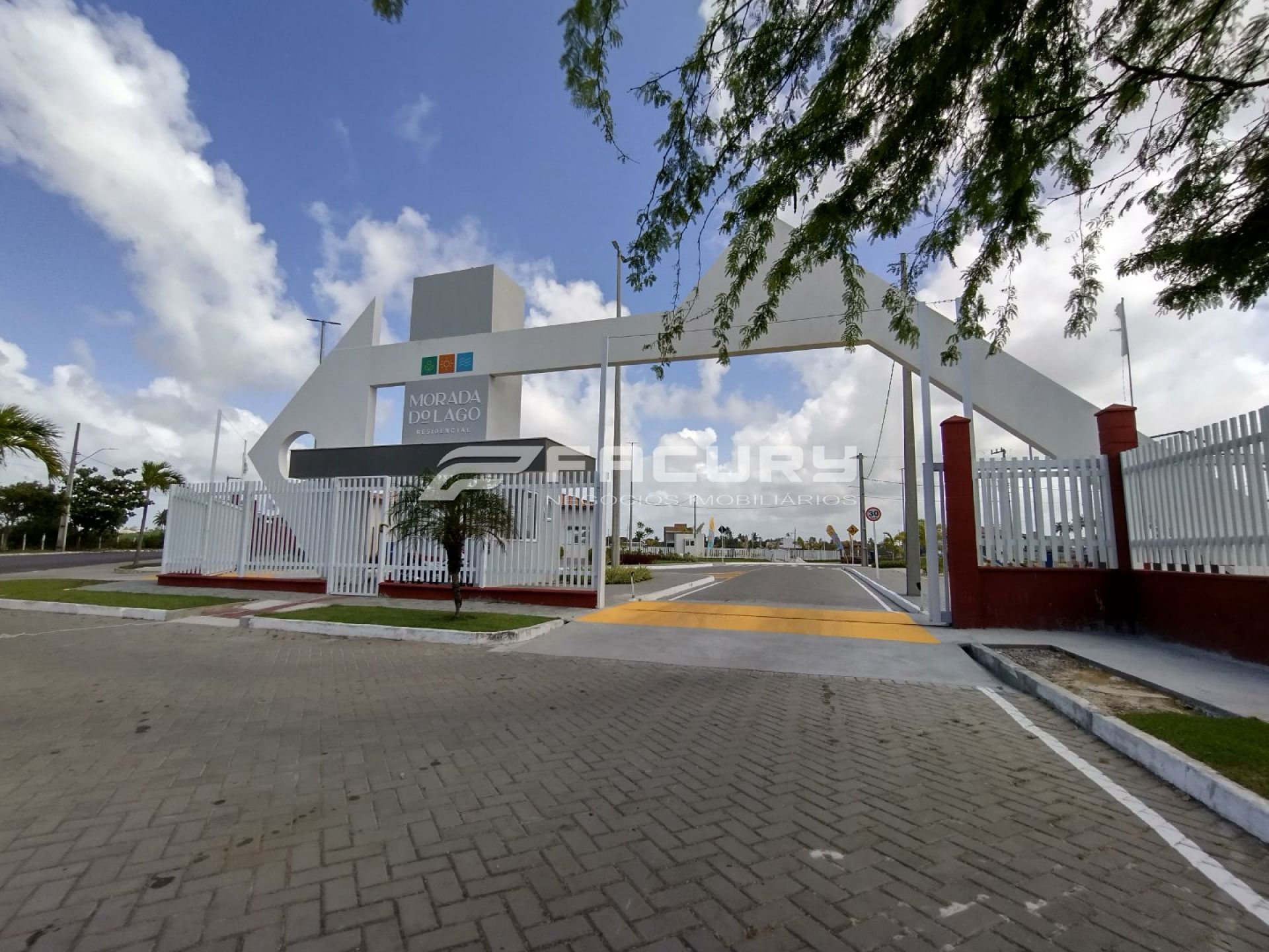MORADA DO LAGO RESIDENCIAL