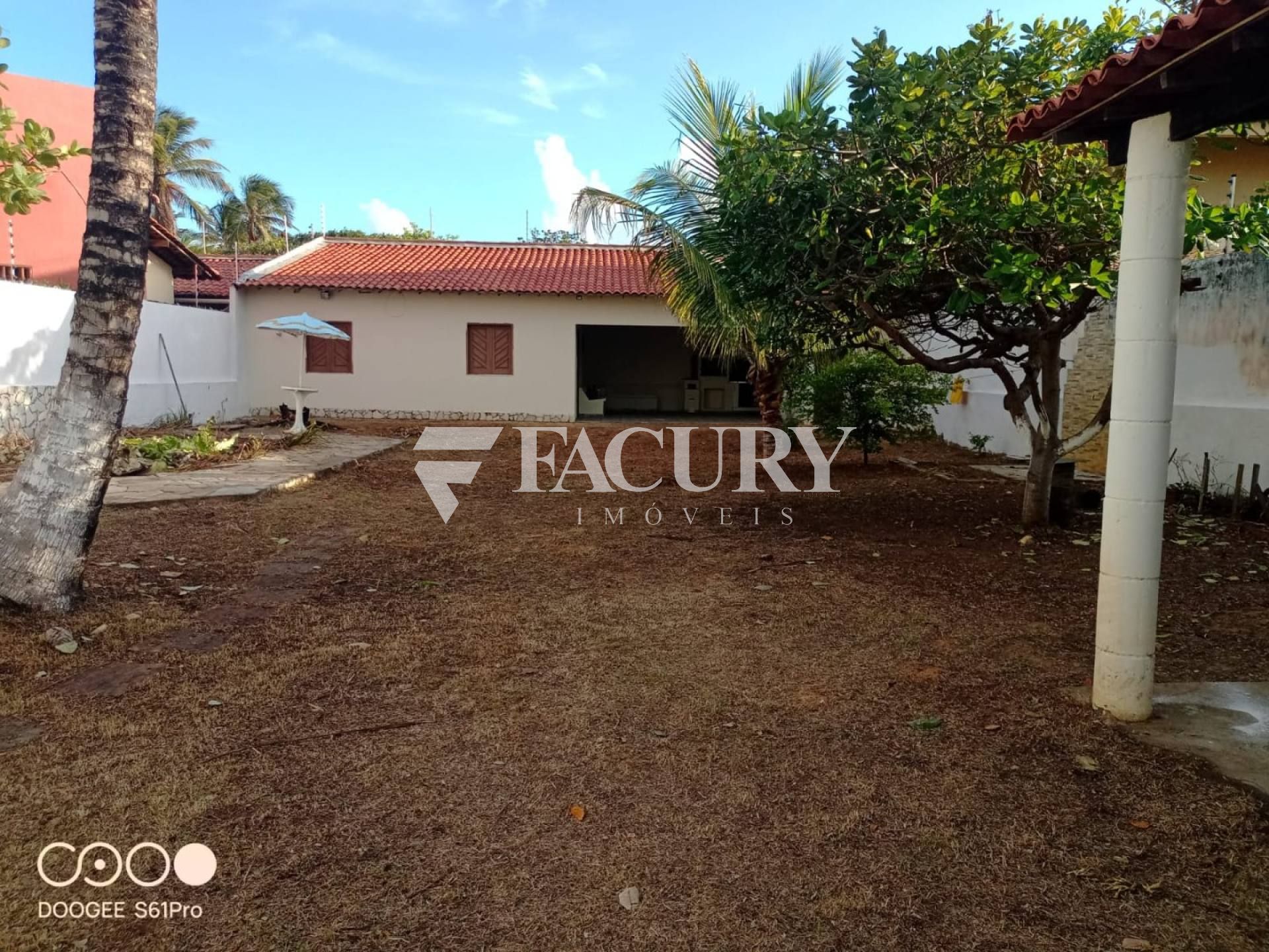 Casa a 500 m² da Praia