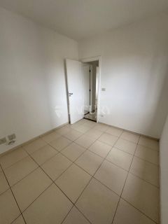 Apartamento com 3/4 sendo 1 suíte e varanda na Farolândia - Aracaju/SE