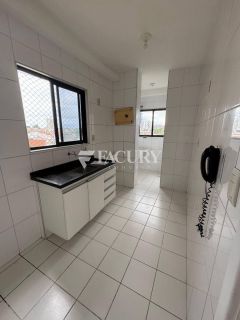 Apartamento com 3/4 sendo 1 suíte e varanda na Farolândia - Aracaju/SE
