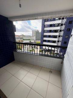 Apartamento com 3/4 sendo 1 suíte e varanda na Farolândia - Aracaju/SE