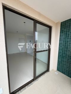 Marbello Residence, 2/4 sendo 1 suíte e varanda com vista livre pro mar