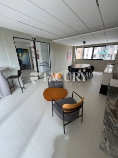 Marbello Residence, 2/4 sendo 1 suíte e varanda com vista livre pro mar