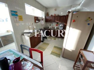 Apartamento amplo com 3/4 sendo 1 suíte, bairro São José