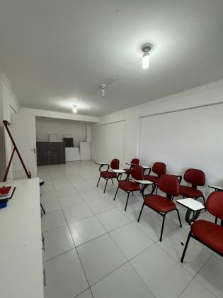 4 Salas à venda no Edifício Oviedo Teixeira