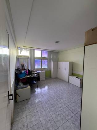 4 Salas à venda no Edifício Oviedo Teixeira