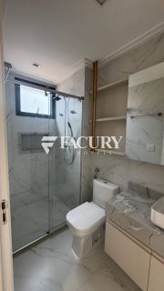 APARTAMENTO NOVO E REFORMADO EM FRENTE AO MAR.